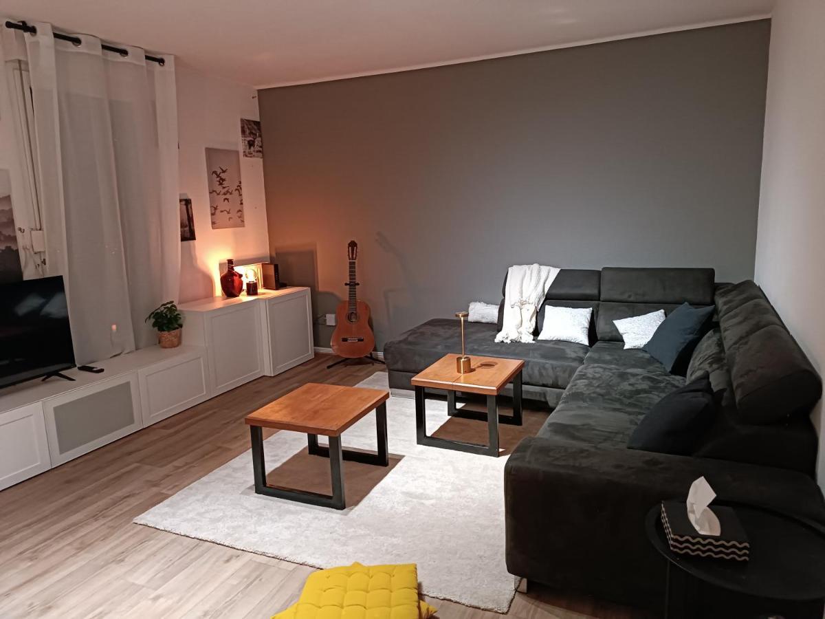 Stylish 1-Bedroom Flat With Beautiful Terrace , For A Cosy Retreat สตราสบูร์ก ภายนอก รูปภาพ